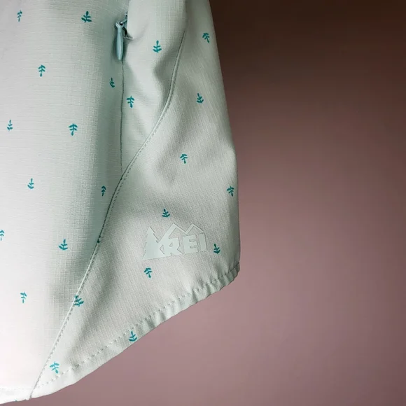 REI Sahara Short Sleeve Shirt light green w Anchors size Medium - Picture 8 of 11